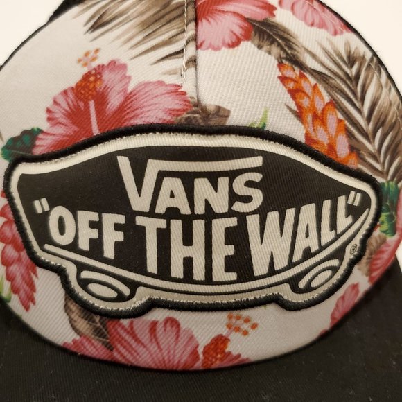 Classic Vans Hawaiian Floral Trucker Snapback Cap - Picture 3 of 8